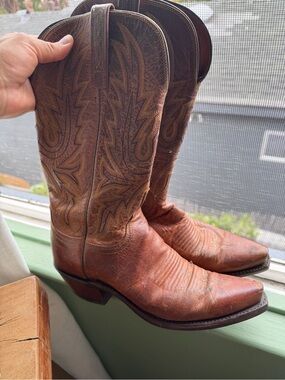 Lucchese Brown Leather Women's Western Cowboy 👢 boot